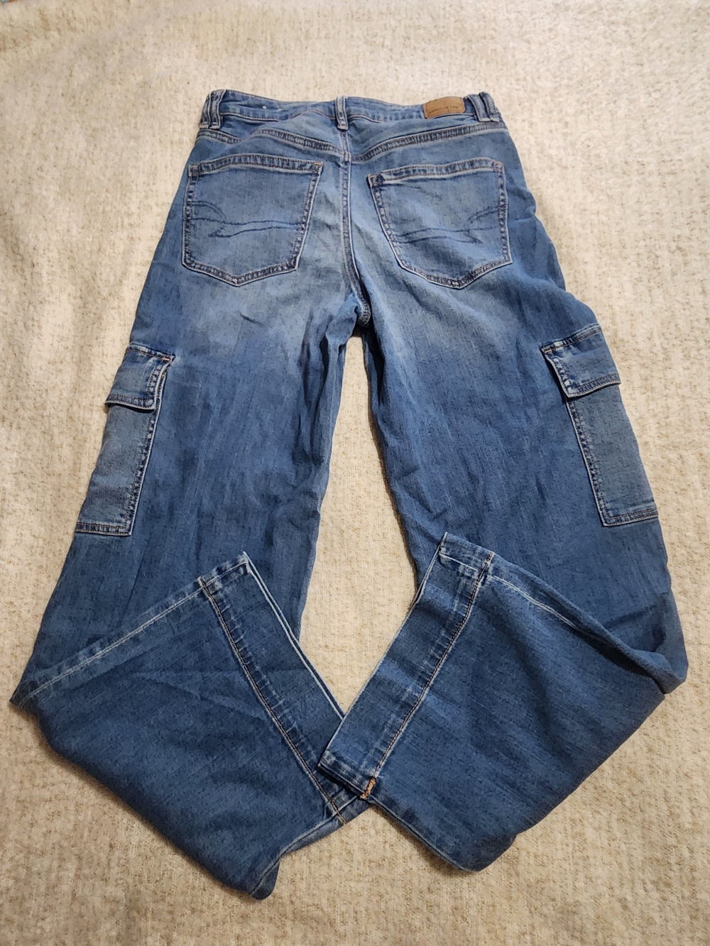 American Eagle Jeans Super High Rise Waisted Cargo Baggy Wide Leg Size 6 - Picture 3 of 12